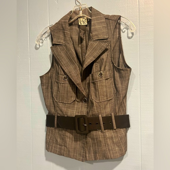 Gray pinstripe vest with black belt - Picture 1 of 4